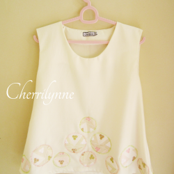 Sleeveless Top with Appliques